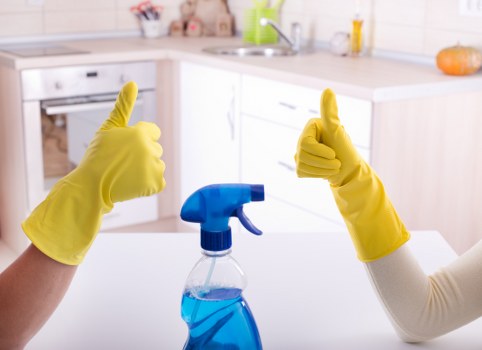 Safe leather sofa cleaning and conditioning in Kingstonuponthames