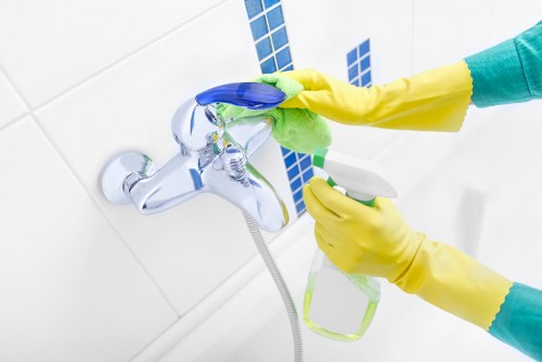 Deep cleaning service in Kingston upon Thames for kitchens and living spaces